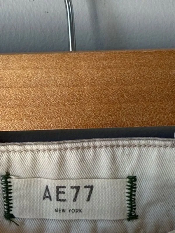 American Eagle AE77 Cut Offs Cargo Shorts - Image 4