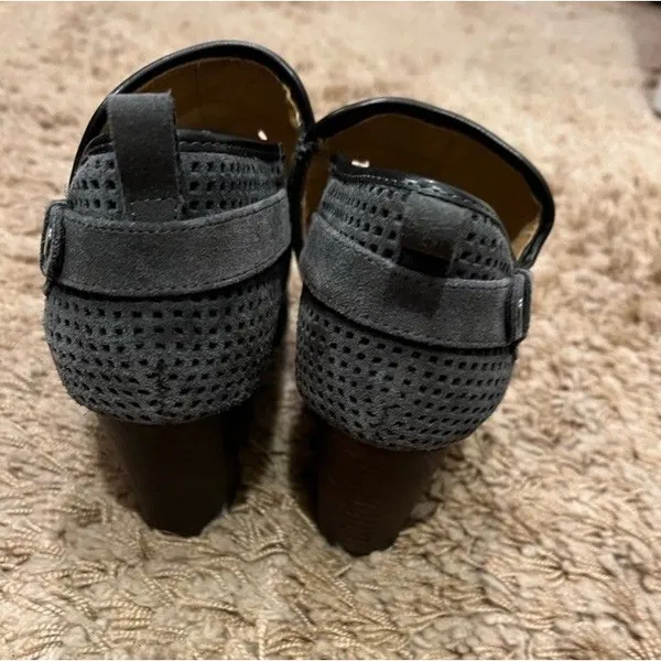 Franco Sarto Size 9 Women’s Dakota Gray Suede Perforated Ankle Boots - Image 3
