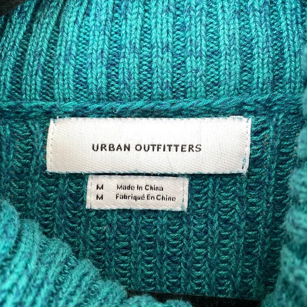 Urban Outfitter 100% Cotton turtleneck sweater▪️size M - Image 3