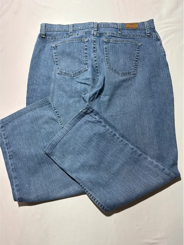 Cabela's Casuals Classic Light Blue Denim Jeans - Legendary - Image 11