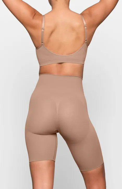 SKIMS BBL Butt Lifting Shorts M - Image 2