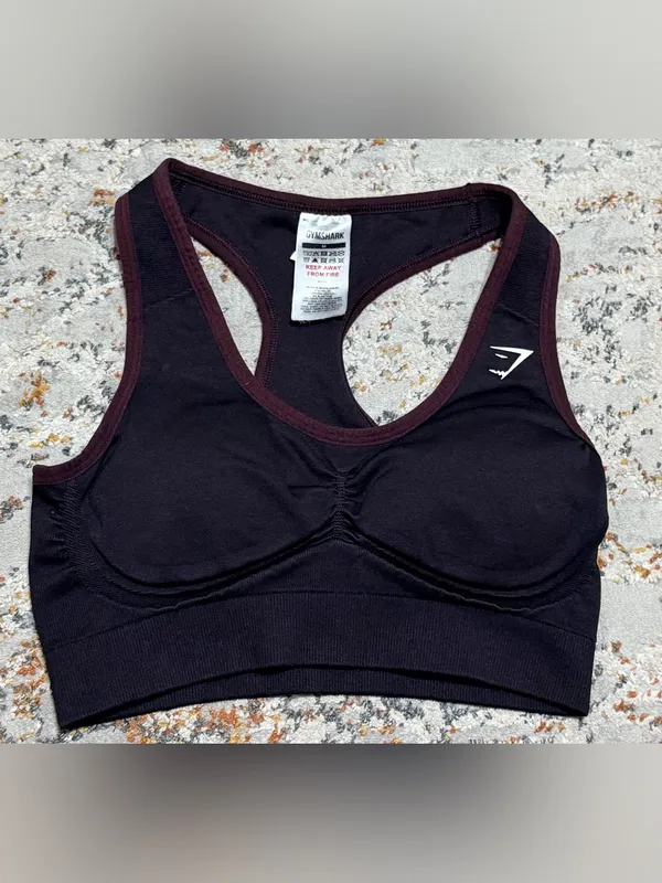 Gymshark Lift Seamless Sports Bra size Medium - Image 8