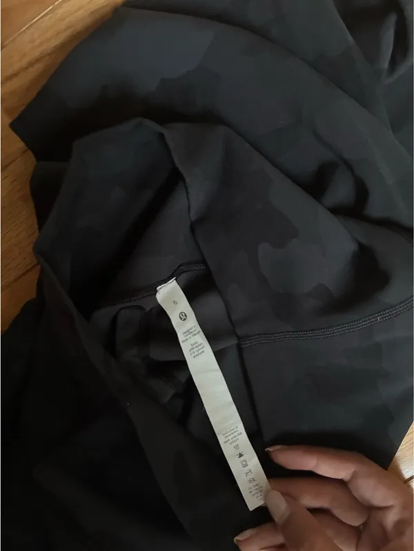 Lululemon Wunder Under Luxtreme High-Rise Tights 28" - Image 3
