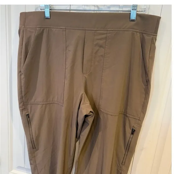 Athleta Brown Pull On Panta‎ SIze 16 - Image 3