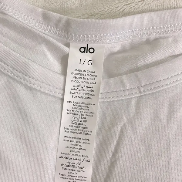 NWT Alo Yoga Cover Tank White Size L - Image 6