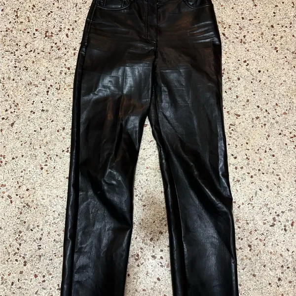Aritzia Wilfredthe Melina high waist vegan leather pants black 4 - Image 3