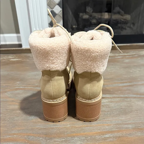MIA Tiler Faux Fur Platform Lug Boots Tan Hiker Style Chunky‎ Heel 10 NIB - Image 9