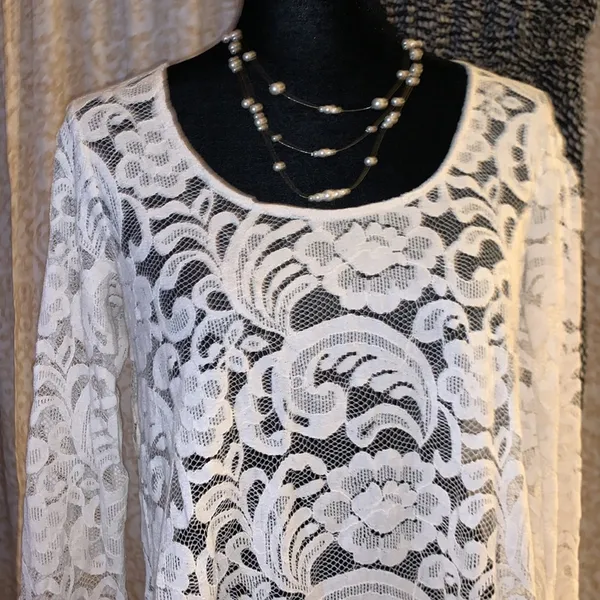 Express Size S Cream Lace Long Sleeve Top - Image 2