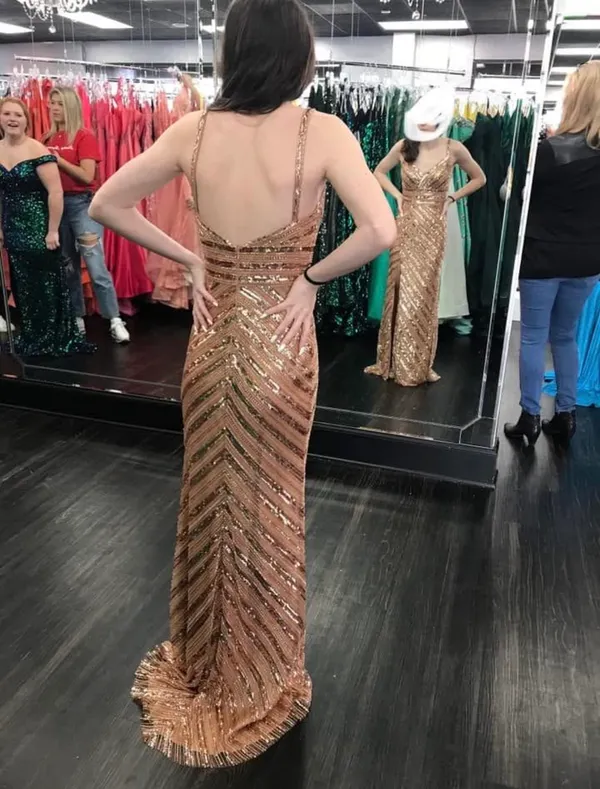 Formal Gold Studded Dress Size 2 - Image 3