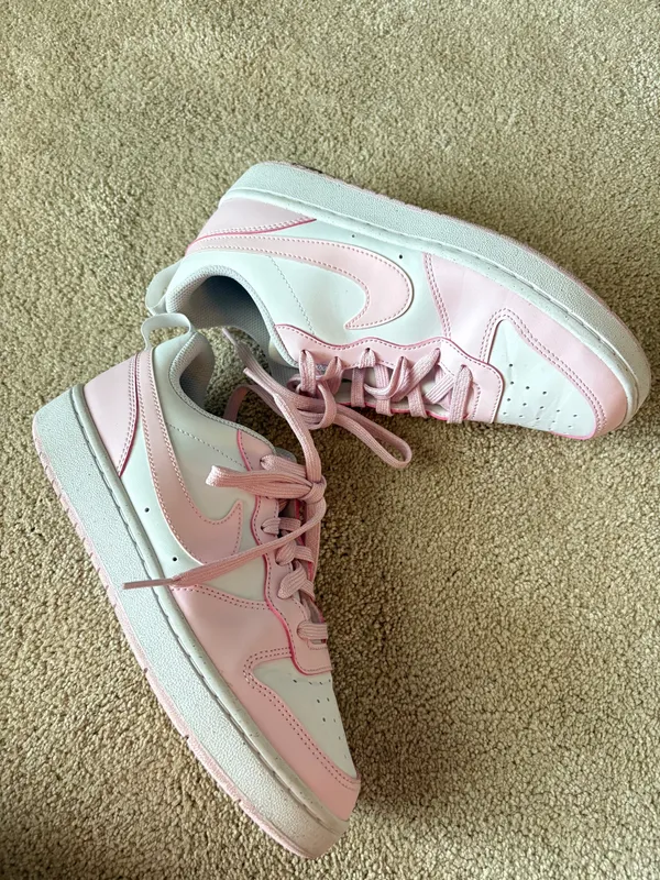 Nike Jordan light pink dunks - Image 2