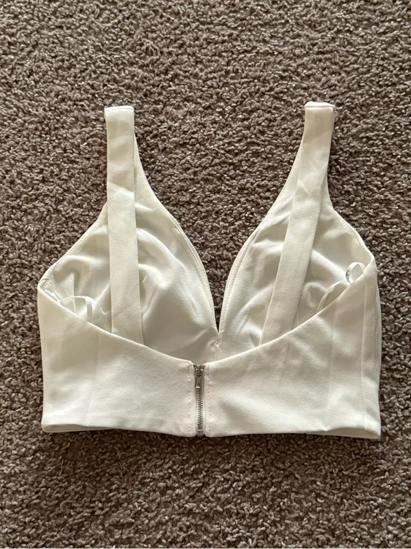 Lulus White Deep V Sleeveless Structured Crop Top Bridal Party Bustier XS - Image 6