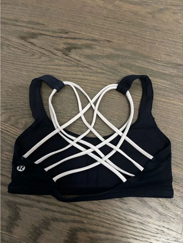 Lululemon Bra Free To Be - Image 2