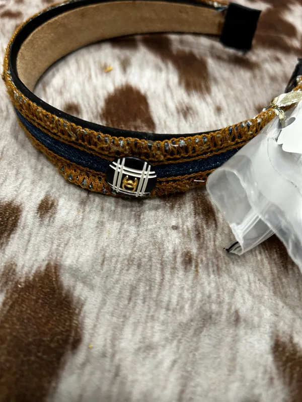 Jean headband with vintage button Handmade brand new - Image 2