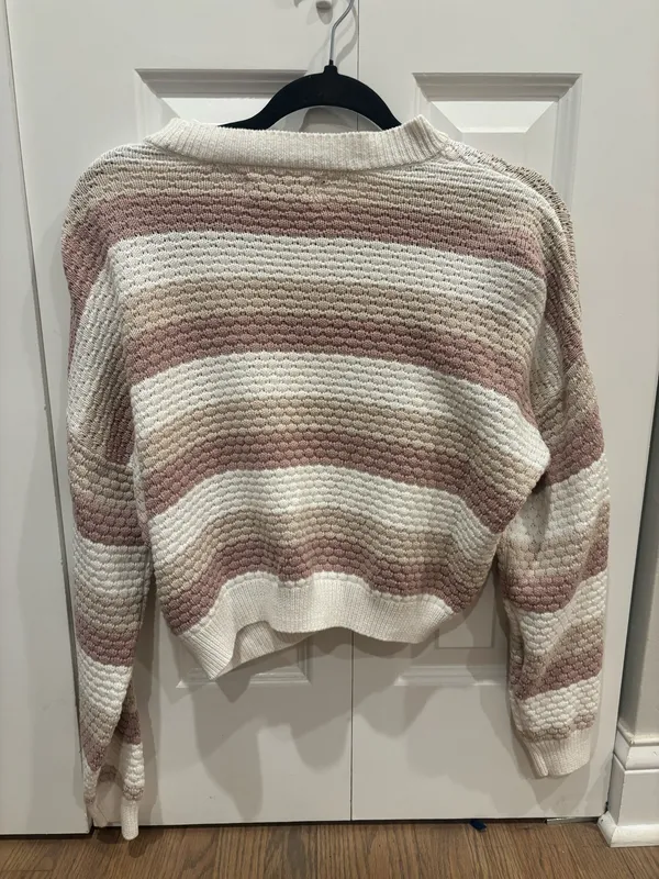 Hollister pink and white Sweater - Image 3
