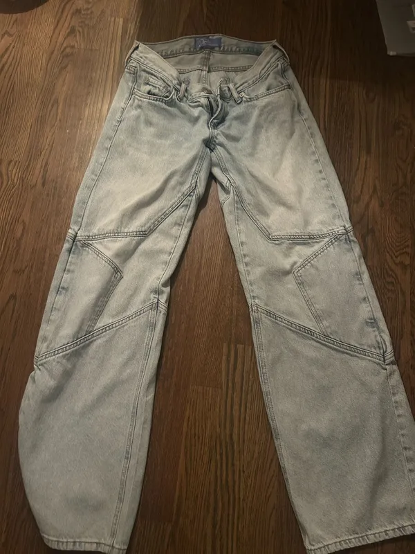 Aeropostale Demetra Dias Low Rise Star Jeans - Image 2