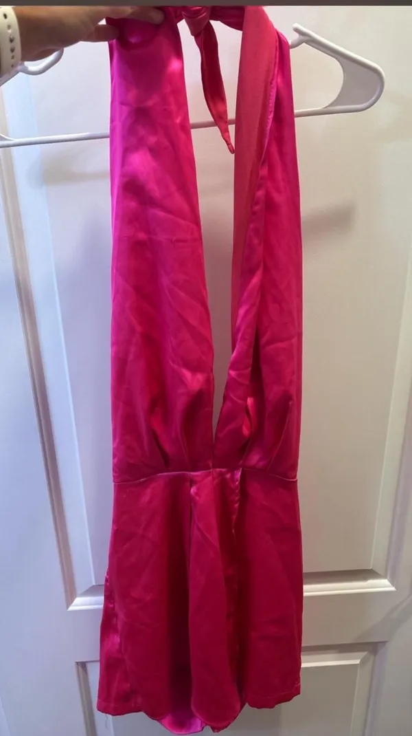Boutique pink satin halter romper/dress - Image 2