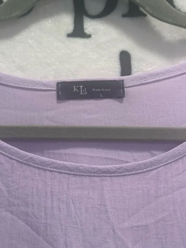 KLD Signature Top Women's Purple Ruffle Short-Sleeve Tunic Size Large - Image 4