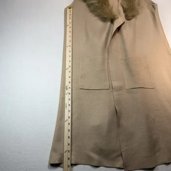 Baldini Mumu Lombardi Long Cardigan in Taupe with a faux fur‎ collar. SIze L - Image 11