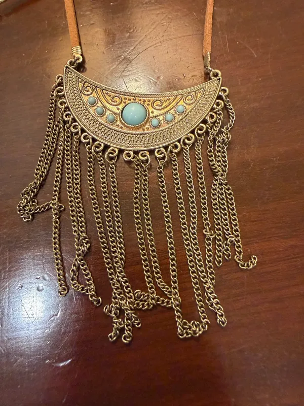 Western Necklace Boutique - Image 2