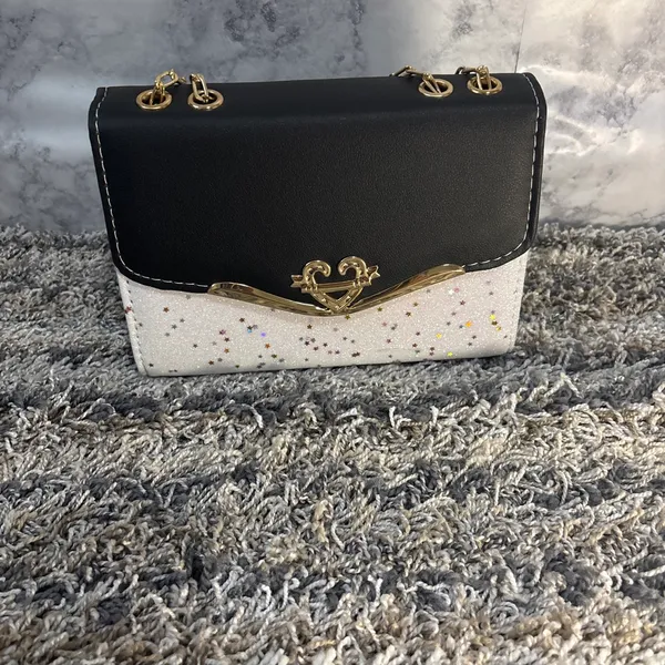 Black & White Glitter Shoulder Bag with Gold Chain - Image 6