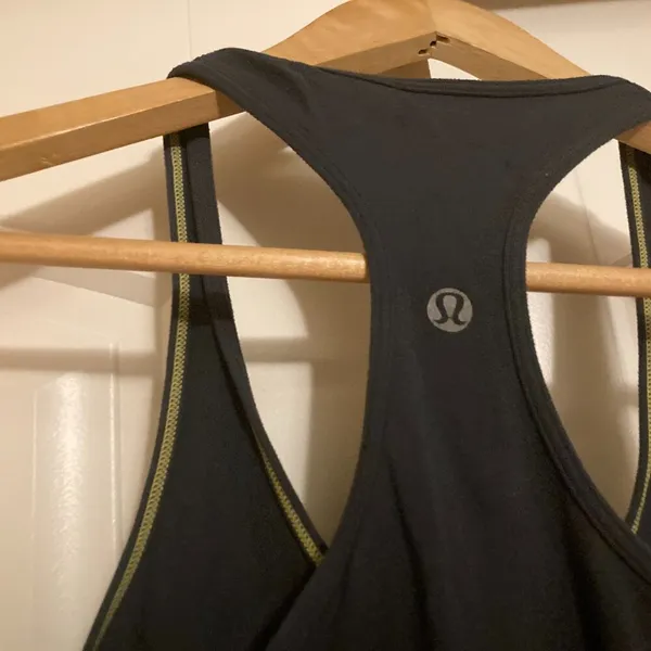 Lululemon Racerback Tank Top Dark Gray Solid Pullover Lightweight Size 4 Classic - Image 3