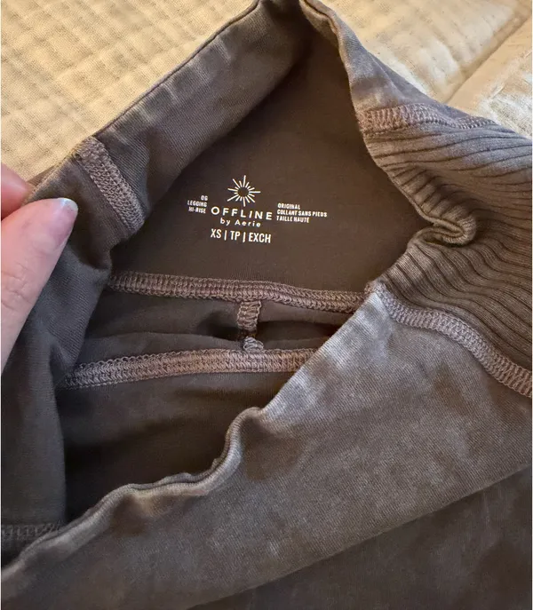 Offline by Aerie Brown soft leggings  - Image 4