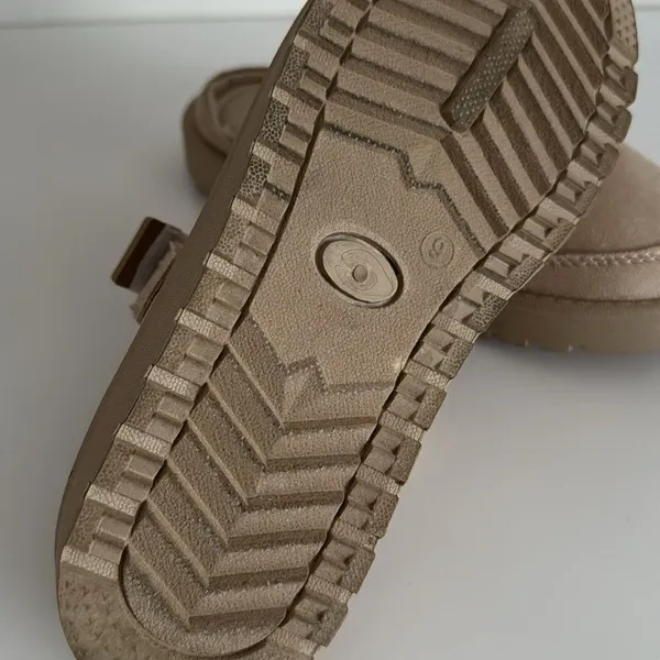 Aspen Women's Ribbon Strap Clogs EUC Size 9 - Image 4