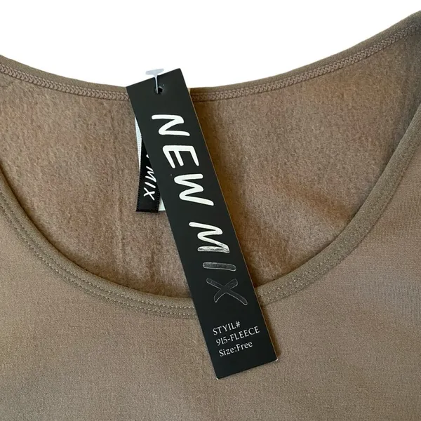 New Mix women's size XS-S tan fleece long sleeve scoop neck top NWT - Image 4