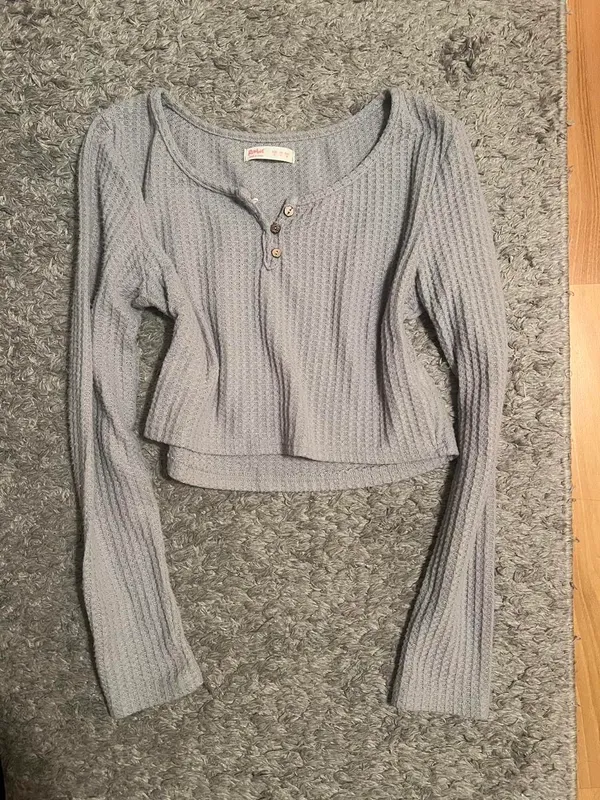 Grey cropped long sleeve top #winterwear No flaws Romwe size S - Image 2