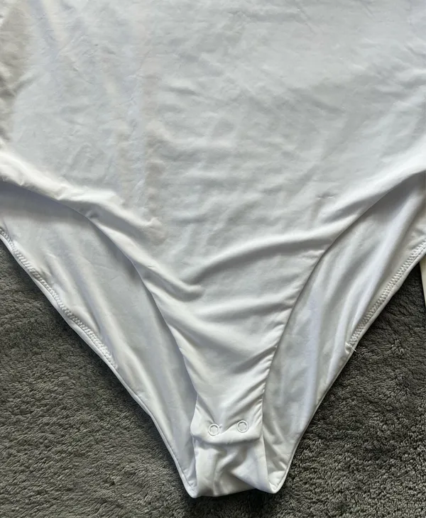 ALGALAROUND White Bodysuit Size Small - Image 4