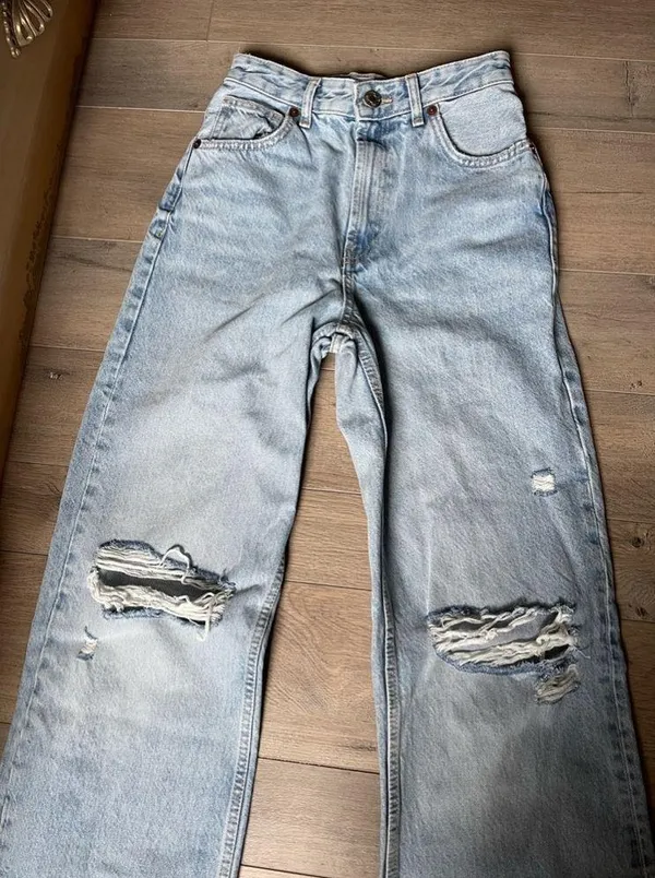 ZARA wide leg high waisted distressed light wash denim jeans - Image 5