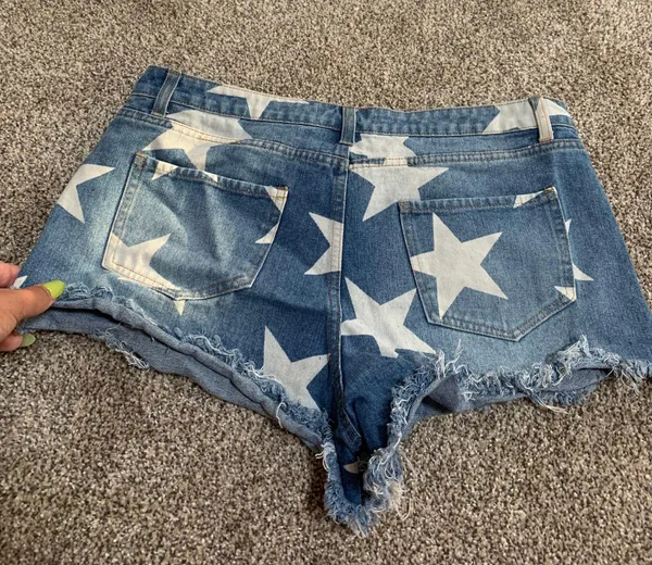 Toast Jeans blue jean shorts with stars - Image 2