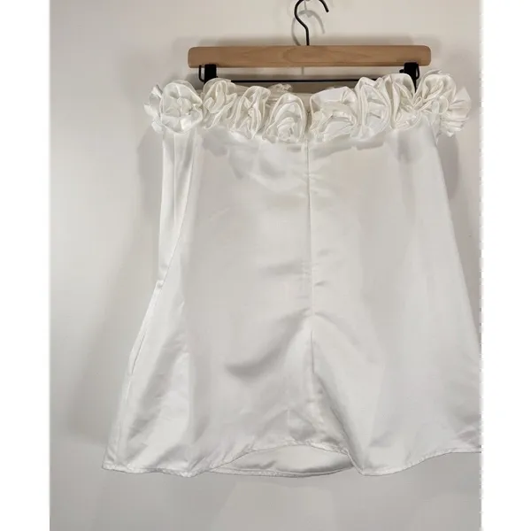 NWT WeWoreWhat Womens Dress White Rose Mini Satin Strapless A Line Party Size 6 - Image 8