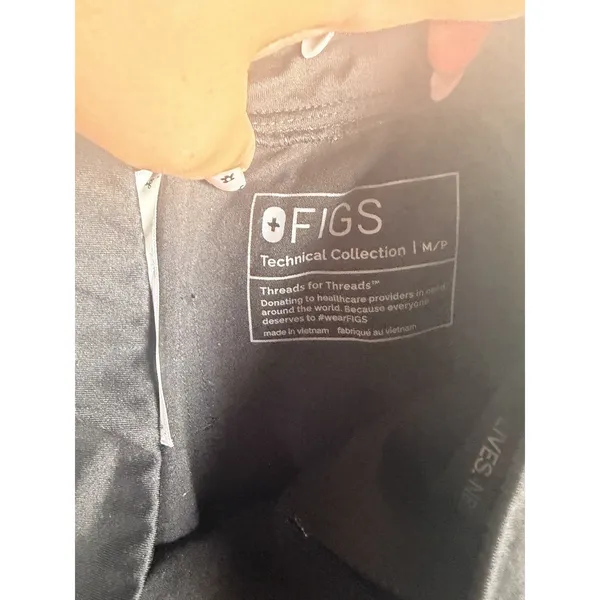 Figs Technical Collection Zamora Jogger Scrub Pants in Black Size Medium Pet - Image 4