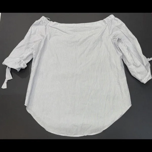 Babaton‎ Aritzia Cold Shoulder Blue Stripe Preppy Quiet Luxury Designer Blouse M - Image 2