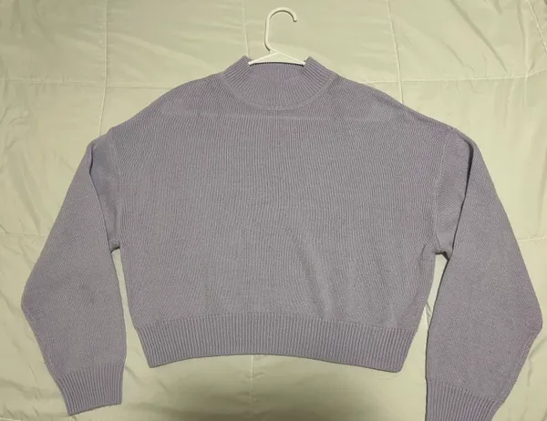 H&M Sweater - Image 3