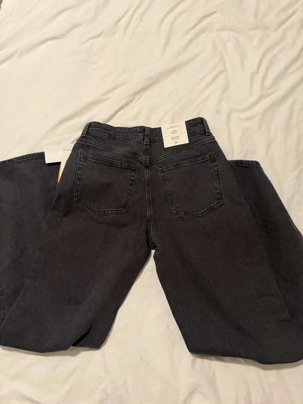 Harper High-Rise Wide-Leg Jeans - Image 5