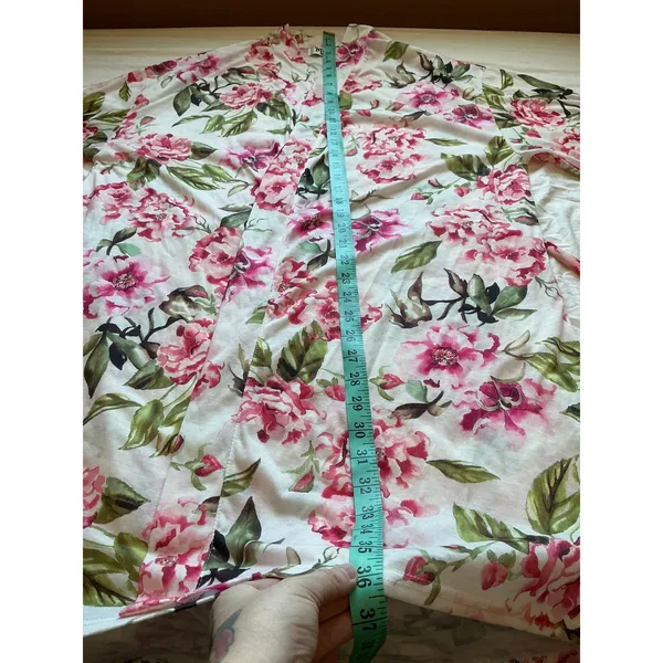 Show Me Your Mumu Rose Print Robe 0/S White/Pink - Image 6