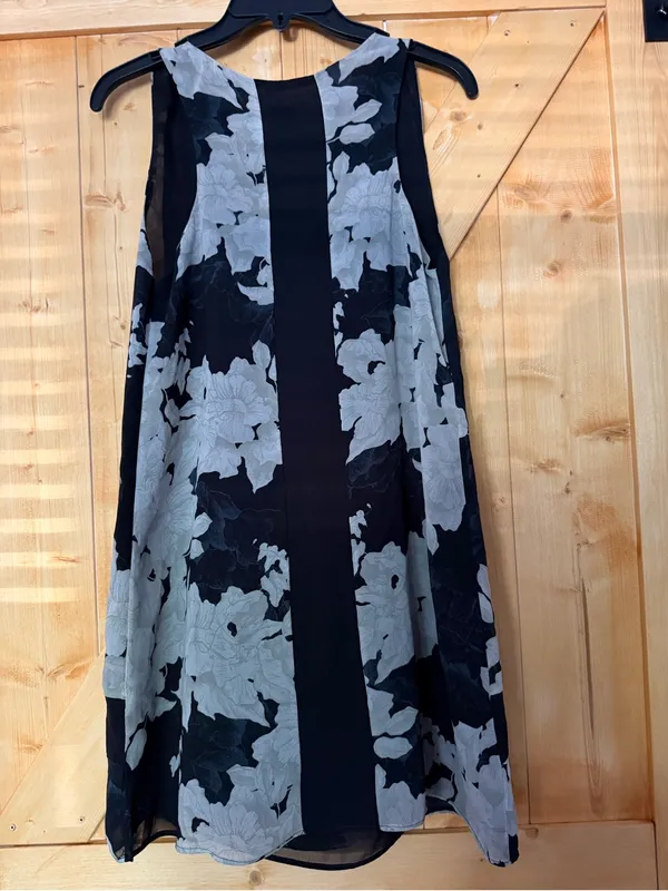 FARM Rio Black & White Floral Chiffon Shift Dress - Size M Like new! - Image 11