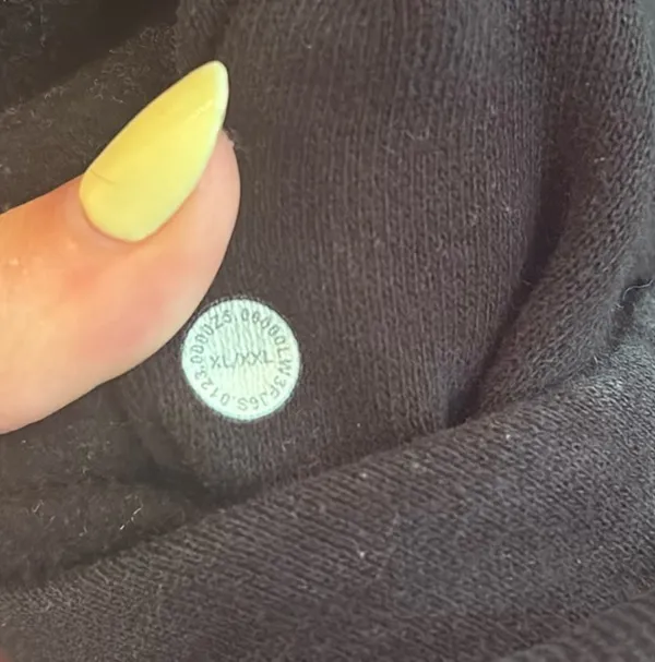 Lululemon Scuba Half-Zip - Image 4
