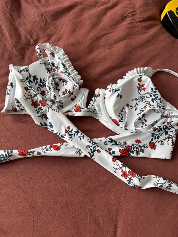 Zaful Floral Bikini - Image 6