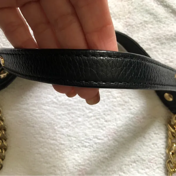 Michael Kors Black Shoulder Bag with Gold Accents - Image 6