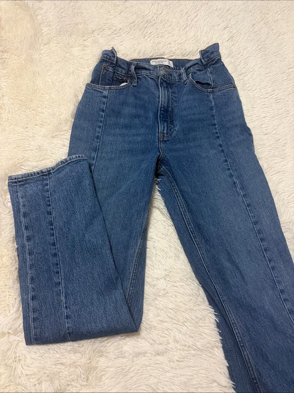 Abercrombie & Fitch Dark Blue Straight-Leg Women’s Jeans - Image 4