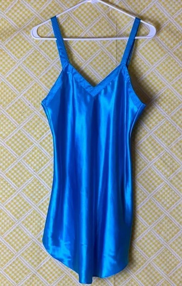 ❤️ Vintage Blue Satin Slip Dress - Image 4