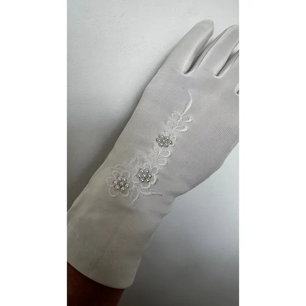 Vintage 1980s White/Ivory Unbranded Satin Beaded Floral Gloves XS S - Image 6