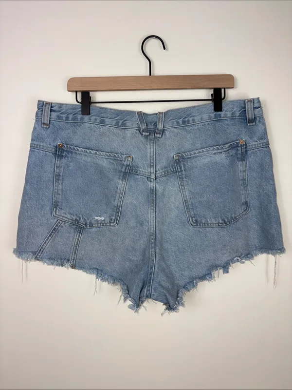 Free People We The Free Now Or Never Denim Shorts Women’s Size 33 Distressed - Image 5