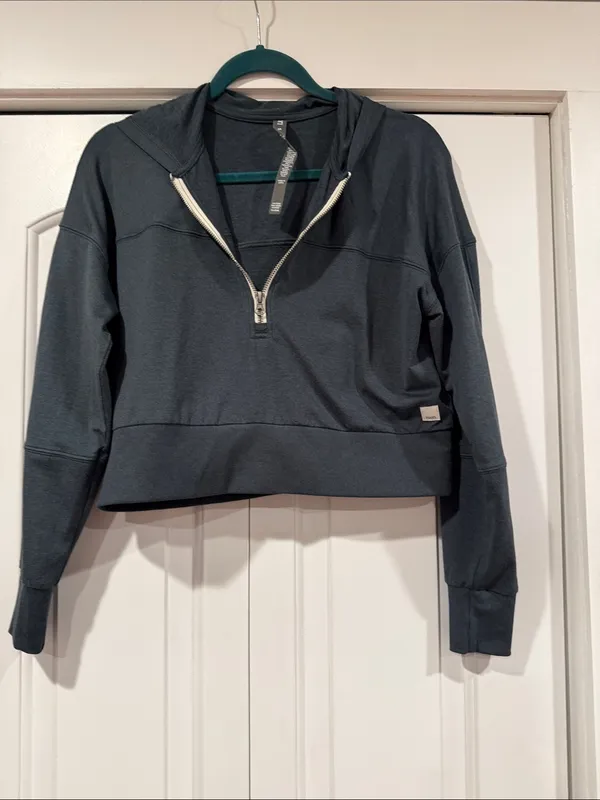 Vuori Halo Half‎ Zip Cropped Hoodie - Teal Green XS - Image 2