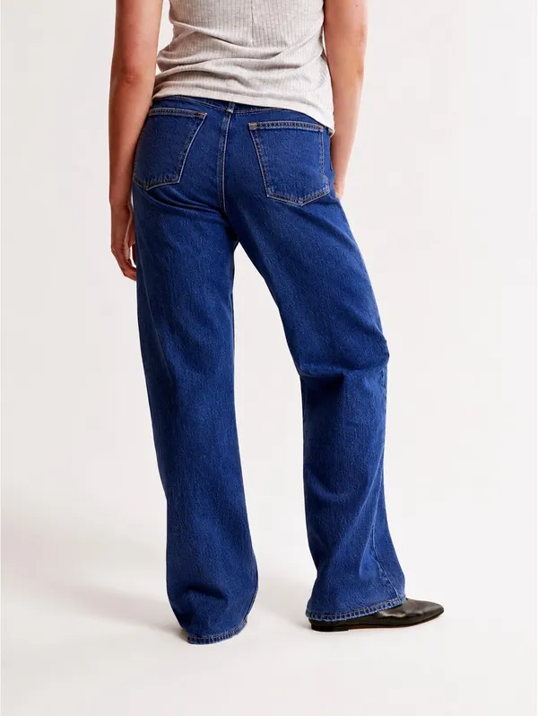 Abercrombie Curve Love The Baggy Low Rise Jeans Medium Wash Blue 32 Long - Image 2