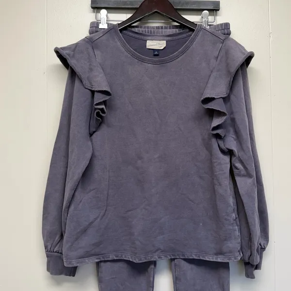 UNIVERSAL THREAD Ruffle Sweatshirt Medium and Sweatpants Joggers Lounge Set XS - Image 2