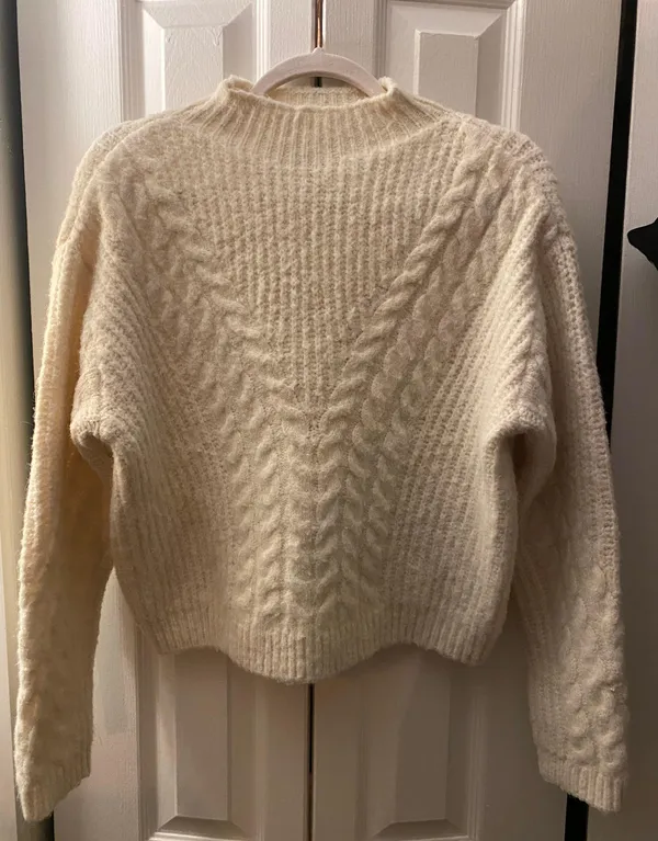 Universal Threads Sweater - Image 2